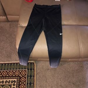 Nike Pro leggings